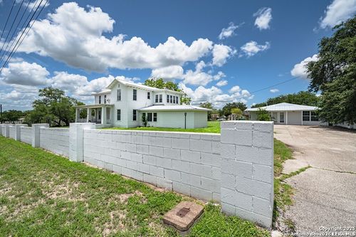 519 Fm 623, Pettus, TX, 78146 | Card Image
