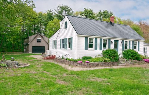 417 Sanford Road, Wells, ME, 04090 | Card Image