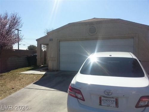 2301 Shady Hill Ave, Las Vegas, NV, 89106-1784 | Card Image