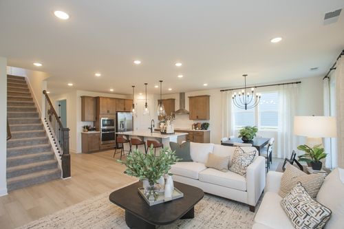 2322 Williamsport Lndg, Columbia, TN, 38401-5738 | Card Image