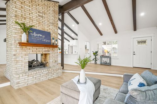 16406 Turkey Point St, San Antonio, TX, 78232-2523 | Card Image