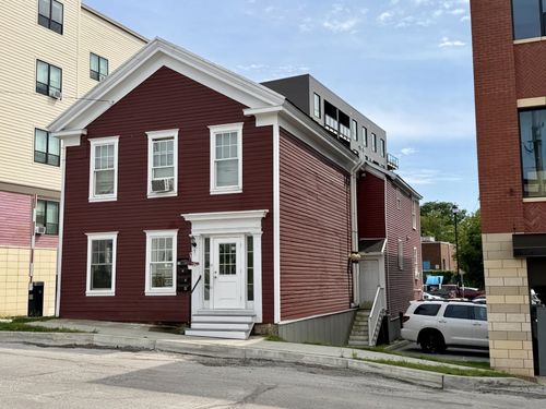12 Congress St, Saint Albans, VT, 05478-1643 | Card Image