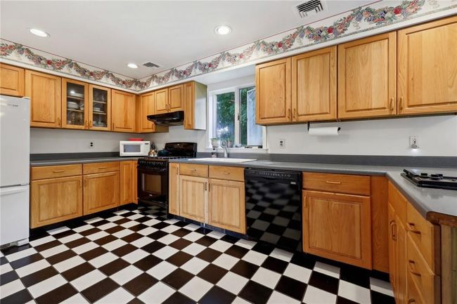 221 Birchwood Ave, House other with 4 bedrooms, 3 bathrooms and 2 parking in Nyack NY | Image 8