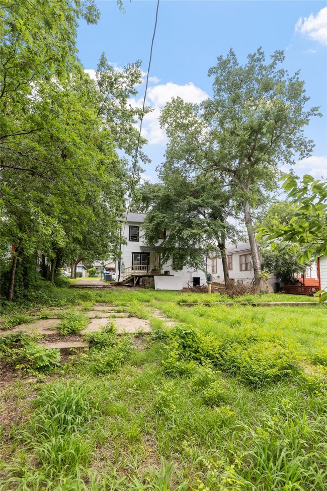 View of back yard | Image 40