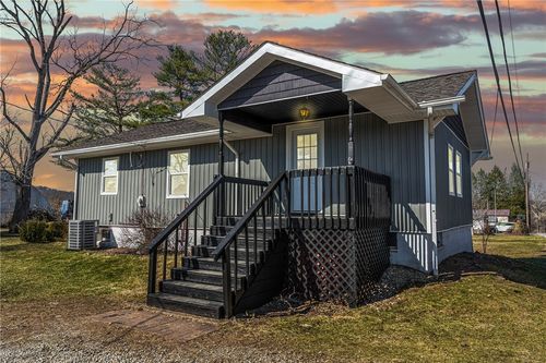 114 Cales Addition, Carmichaels, PA, 15320-1016 | Card Image