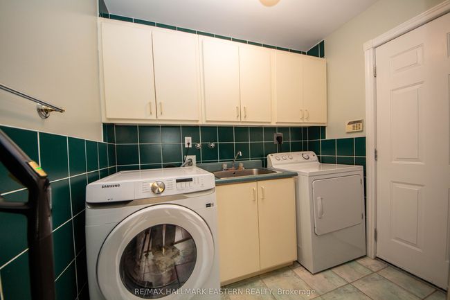 1740 Waddell Ave, House other with 4 bedrooms, 5 bathrooms and 4 parking in Peterborough ON | Image 39