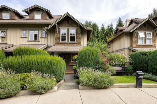 237-18 Jack Mahony Place, New Westminster, BC, V3L5V8 | Card Image