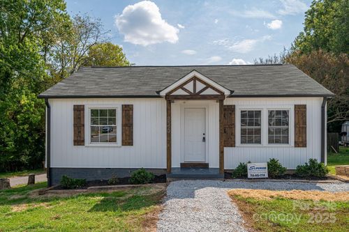 826 Alexander St, Lincolnton, NC, 28092-3006 | Card Image