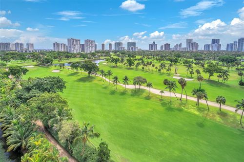 apt-1108-20335 W Country Club Dr, Aventura, FL, 33180-1622 | Card Image