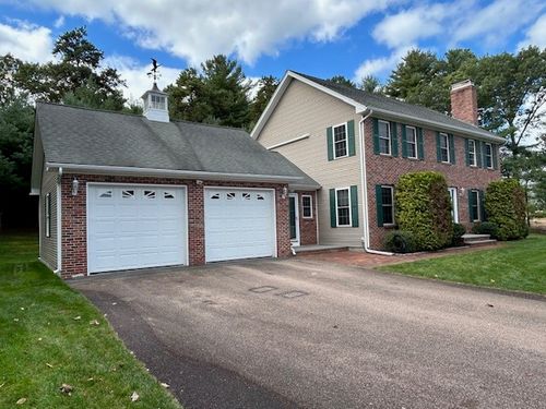 136 Reservoir Road, Coventry, RI, 02816 | Card Image