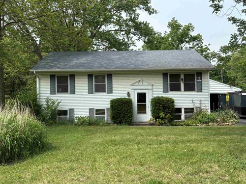 605 Crist Rd, Beloit, WI, 53511 | Card Image