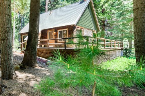 1140 Pine St, Fish Camp, CA, 93623 | Card Image