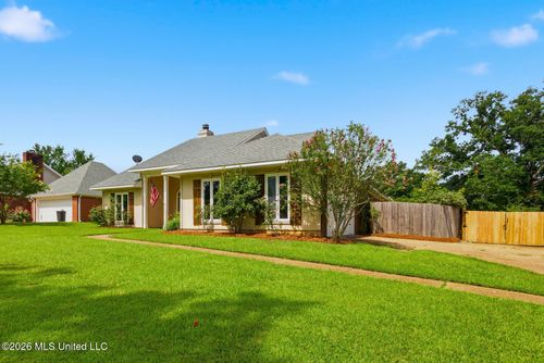205 Cherry Dr, Brandon, MS, 39042-4025 | Card Image
