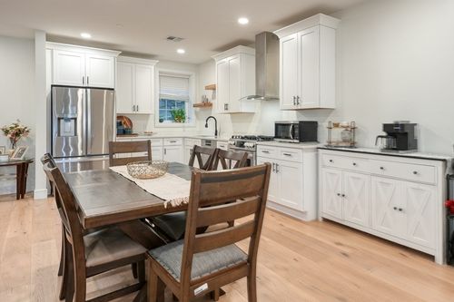 a-17 School St, Hudson, MA, 01749-2517 | Card Image