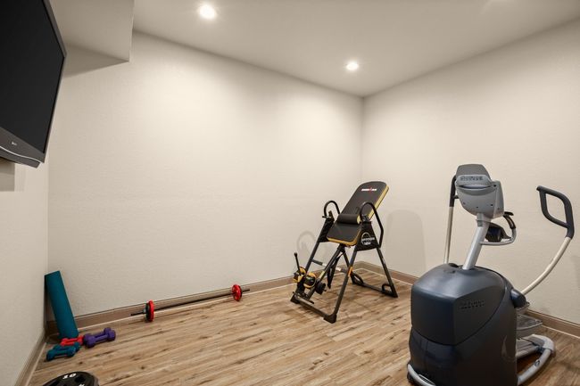 2502 Highland Trl, House other with 5 bedrooms, 5 bathrooms and 3 parking in Leander TX | Image 33
