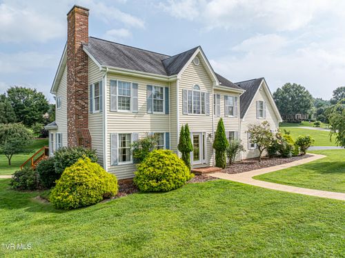 920 Sawgrass Cir, Abingdon, VA, 24211-3812 | Card Image