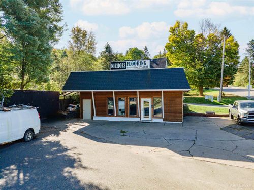 206 E Genesee Street, Iron River, MI, 49935 | Card Image