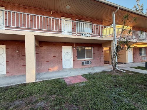 apt-304-3301 58th Ave S, St Petersburg, FL, 33712-4550 | Card Image