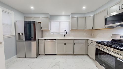 17-19 Dimick St, Somerville, MA, 02143-4348 | Card Image