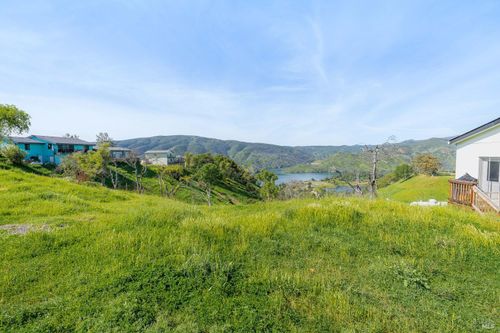 1085 Rimrock Dr, Napa, CA, 94558-9769 | Card Image