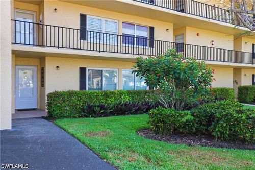 106-1086 Forest Lakes Dr, NAPLES, FL, 34105-2298 | Card Image