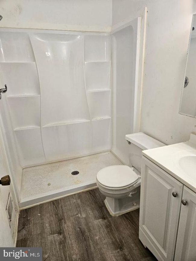 9903 Quiet Glen Ct, House other with 5 bedrooms, 3 bathrooms and null parking in SPRINGDALE MD | Image 23