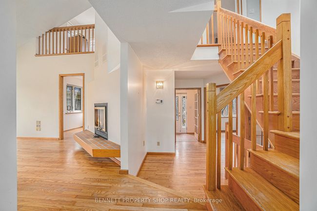 108 Mohill Cres, House other with 2 bedrooms, 3 bathrooms and 6 parking in Dunrobin ON | Image 4