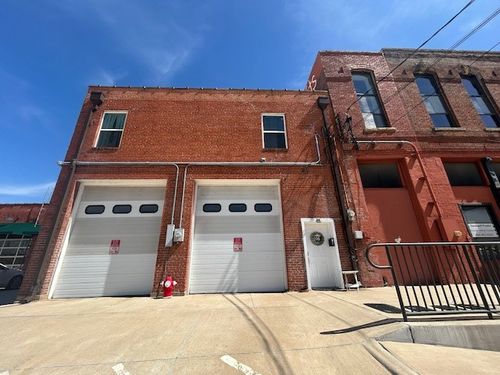 104 S Houston Ave, Denison, TX, 75021-3017 | Card Image