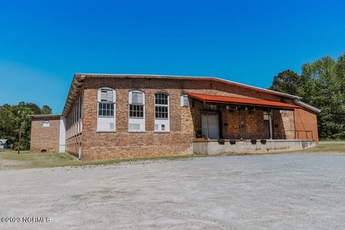 340 Seaboard St, Vass, NC, 28394-8920 | Card Image