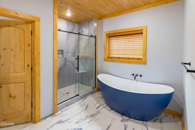 617 Davenport Rd, House other with 3 bedrooms, 3 bathrooms and null parking in Gatlinburg TN | Image 24