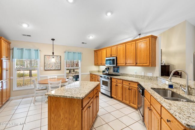618 Oyster Bay Dr, House other with 3 bedrooms, 4 bathrooms and 2 parking in Sunset Beach NC | Image 10