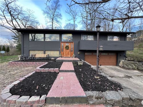 2168 Earl Dr, Zanesville, OH, 43701-9625 | Card Image