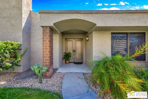 3040 Calle Loreto, Palm Springs, CA, 92264-6742 | Card Image