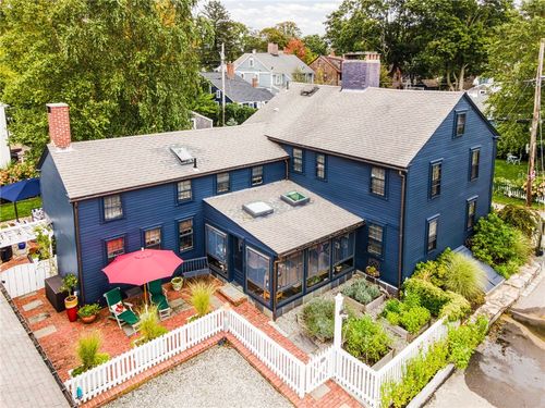 11 Fountain St, North Kingstown, RI, 02852-5005 | Card Image