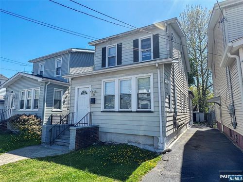 11 Lentz Place, Irvington, NJ, 07111 | Card Image