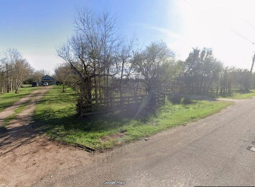 322 Mixville Rd, Sealy, TX, 77474-7339 | Card Image