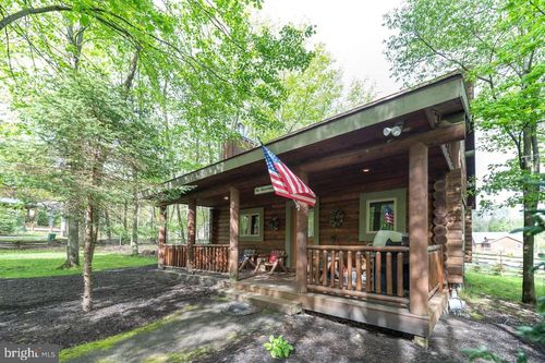 1-15 Village Dr, OAKLAND, MD, 21550-4257 | Card Image