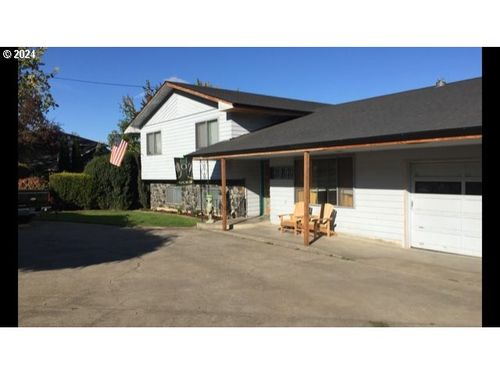 9888 Se 172nd Ave, HappyValley, OR, 97086 | Card Image