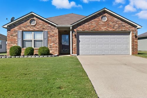 1111 Aster Dr, North Little Rock, AR, 72117-9762 | Card Image