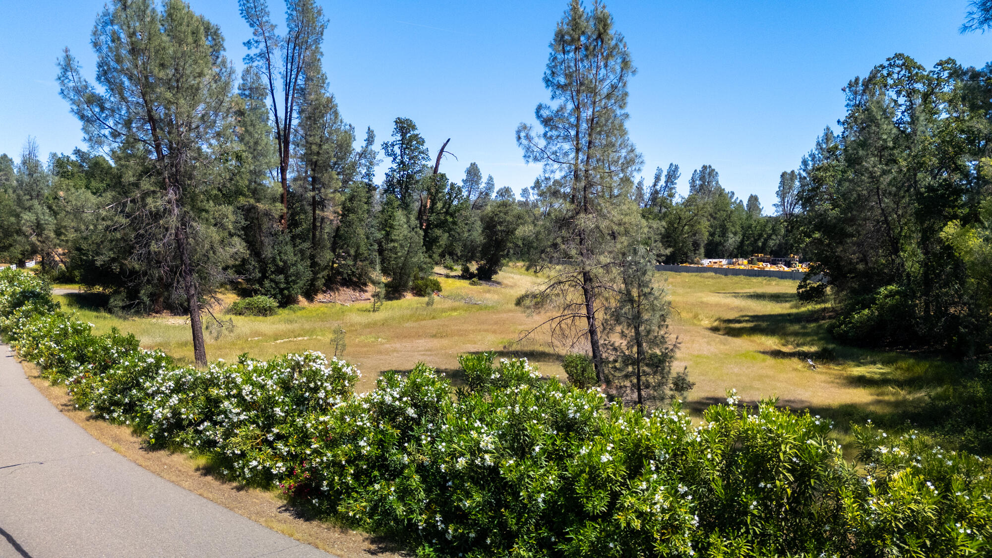 Land in Redding 4
