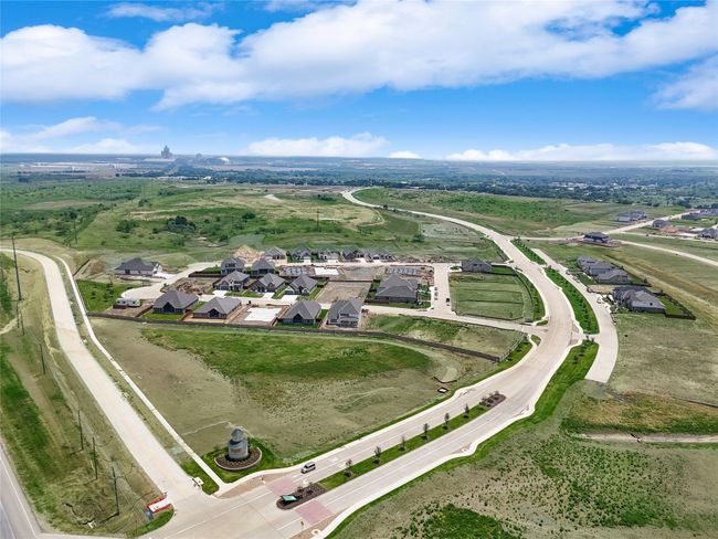 Aerial perspective of suburban area | Image 39