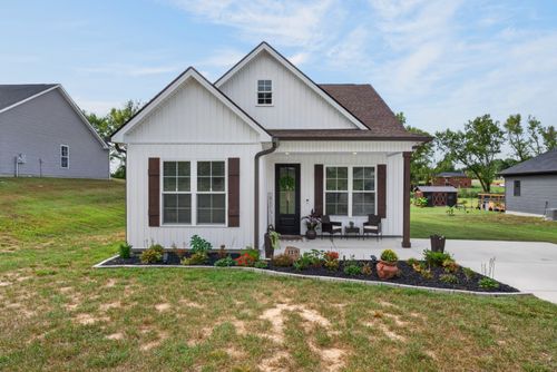 119 Lagoon Dr, McMinnville, TN, 37110 | Card Image
