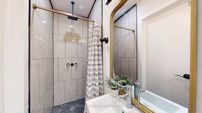 329 Towercrest Dr, House other with 4 bedrooms, 2 bathrooms and 2 parking in Newmarket ON | Image 28