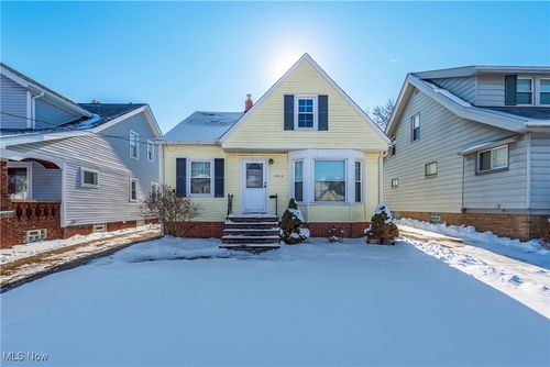 6013 Northcliff Ave, Cleveland, OH, 44144-4034 | Card Image