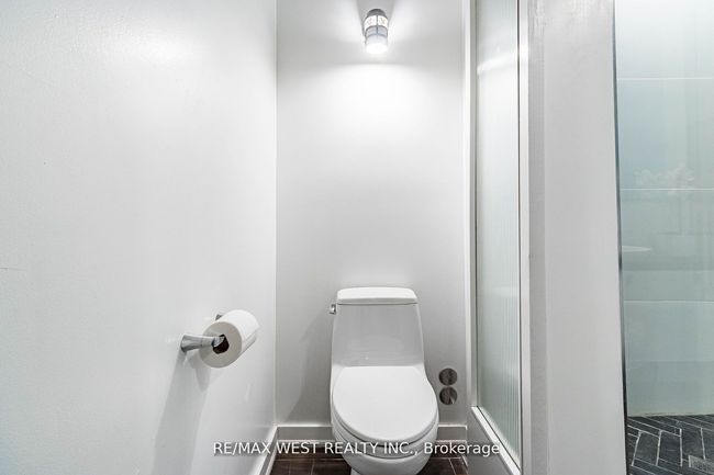 821 - 155 Dalhousie St, Condo with 2 bedrooms, 2 bathrooms and null parking in Toronto ON | Image 26
