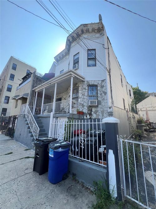 1819 Waterloo Pl, Bronx, NY, 10460-4705 | Card Image