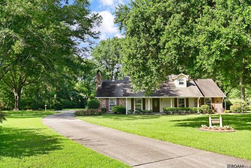 9916 La Paz Ct, Baton Rouge, LA, 70818-3161 | Card Image