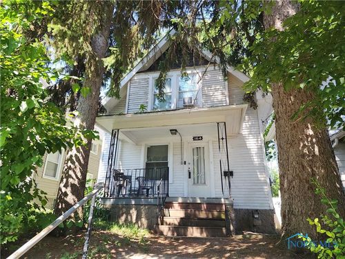 164 Corinth St, Toledo, OH, 43609-2256 | Card Image