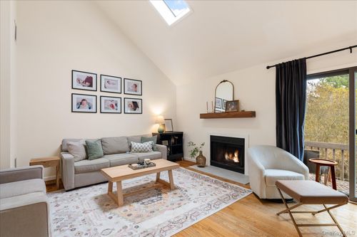 34 Adela Ct, Yorktown Heights, NY, 10598-2505 | Card Image