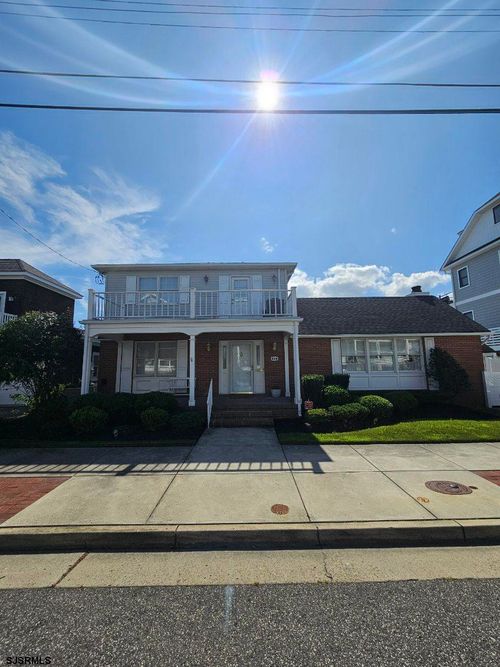 428 N Nassau Ave, Margate, NJ, 08402 | Card Image